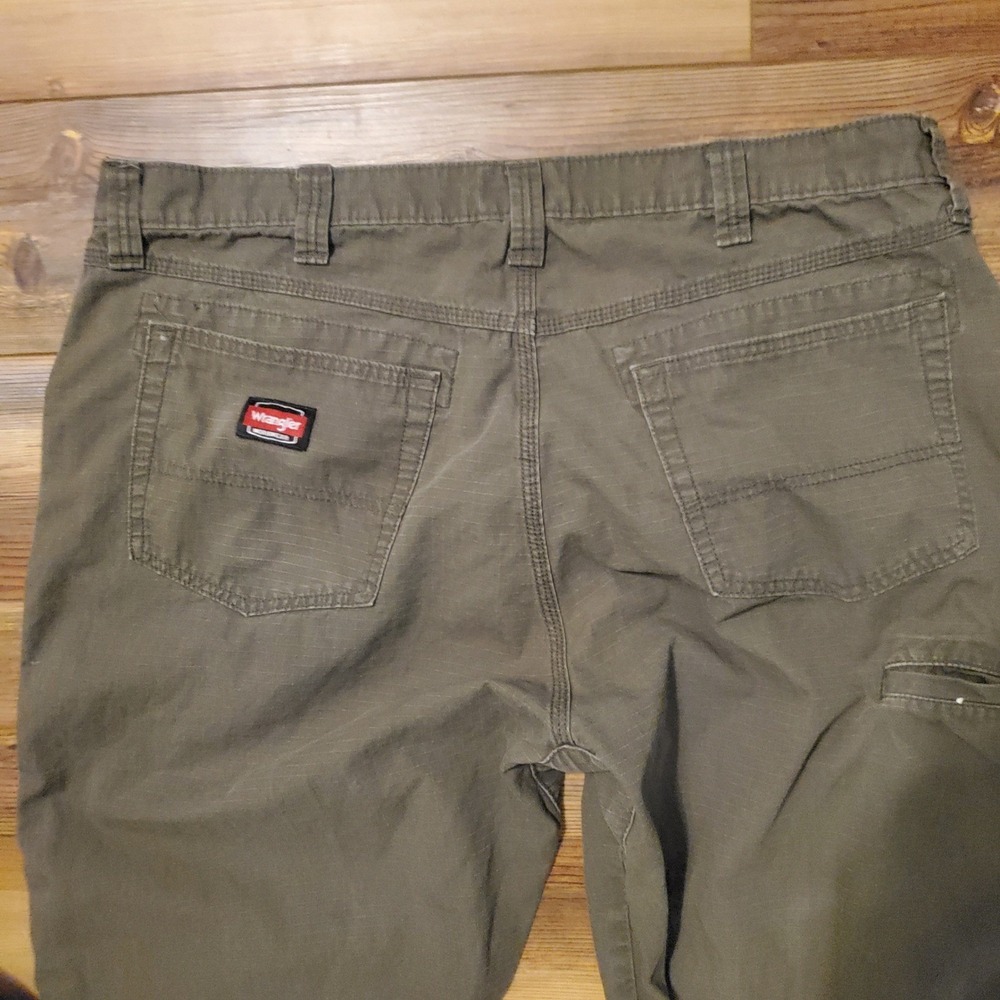 Wrangler Workwear Mens 40x32 Olive Green Ripstop Cotton Cargo Utility Pants - Picture 3 of 11
